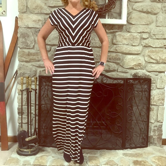 Mossimo striped maxi dress XS/TP NWOT - Picture 1 of 8